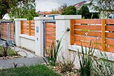 Horizontal  board fence